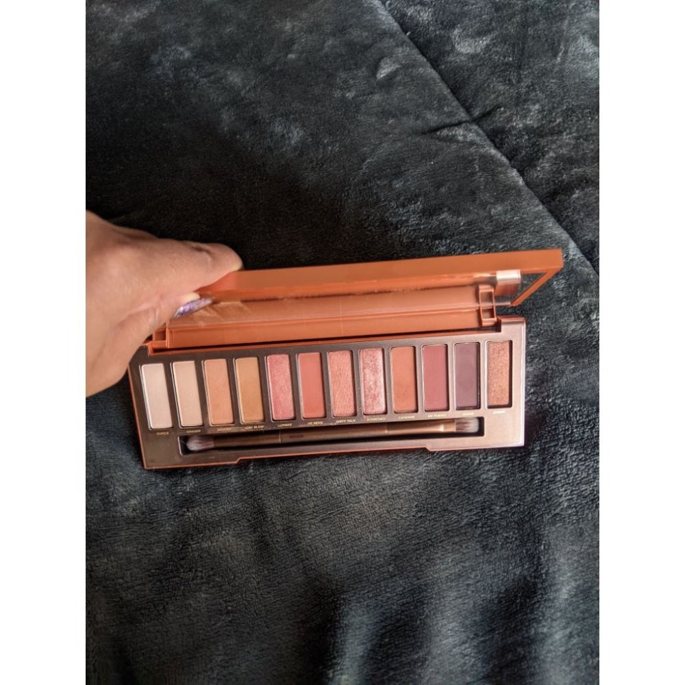 Urban Decay Naked Heat Palette